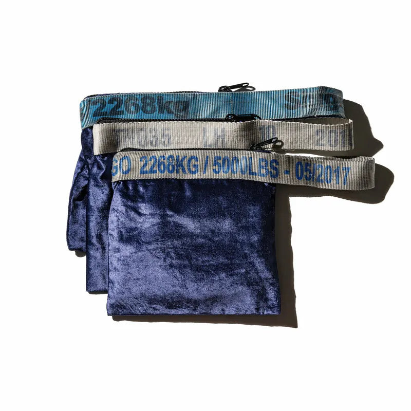 PUEBCO|VINTAGE SLING BELT POUCH Navy Blue / 絨布收納包 藏青