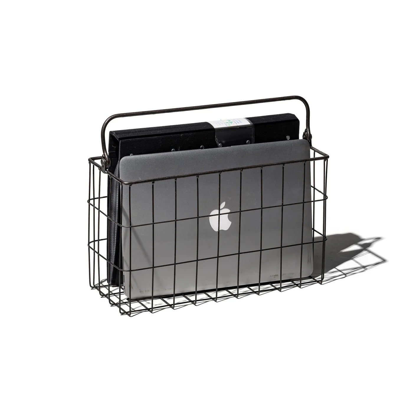 PUEBCO｜MAGAZINE WIRE BASKET / 金屬雜誌掛籃