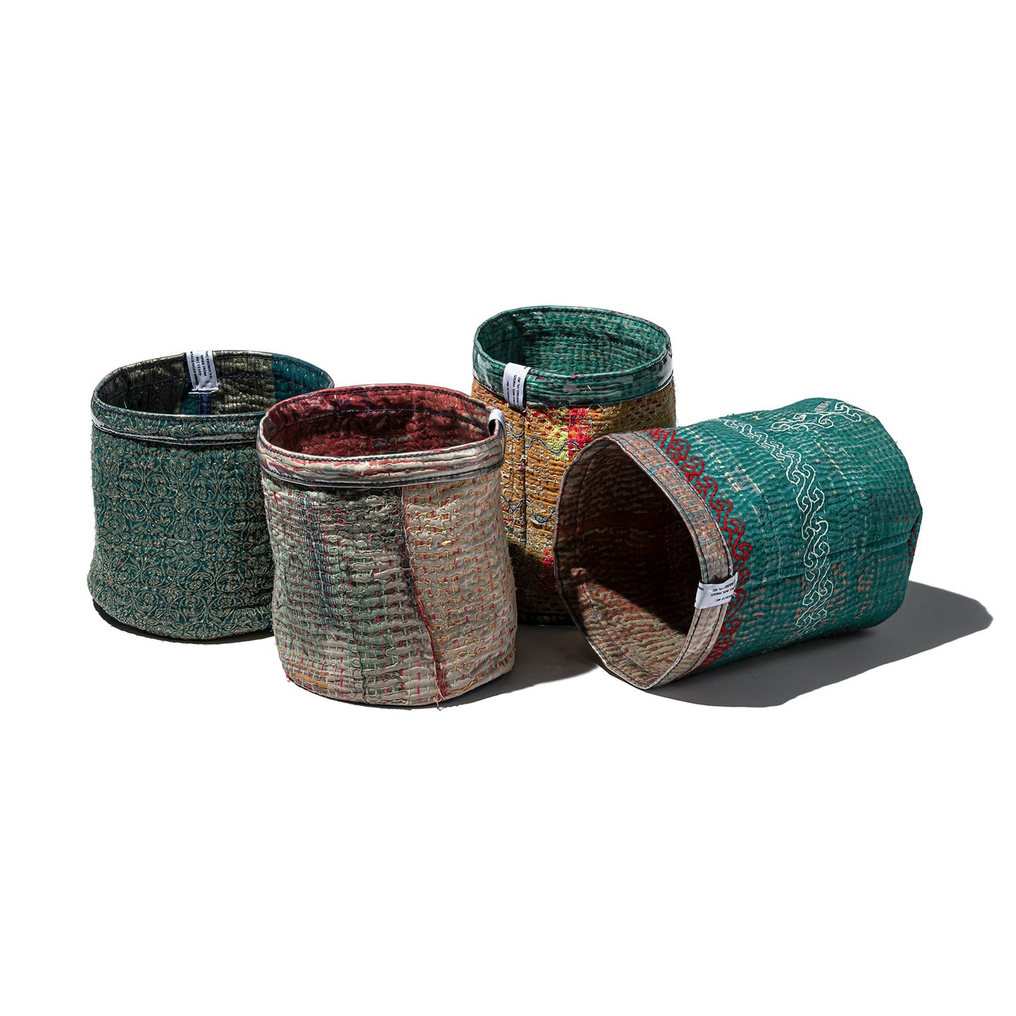 PUEBCO｜COVERED VINTAGE KANTHA QUILT ORGANIZER / 復古坎塔拼布收納架