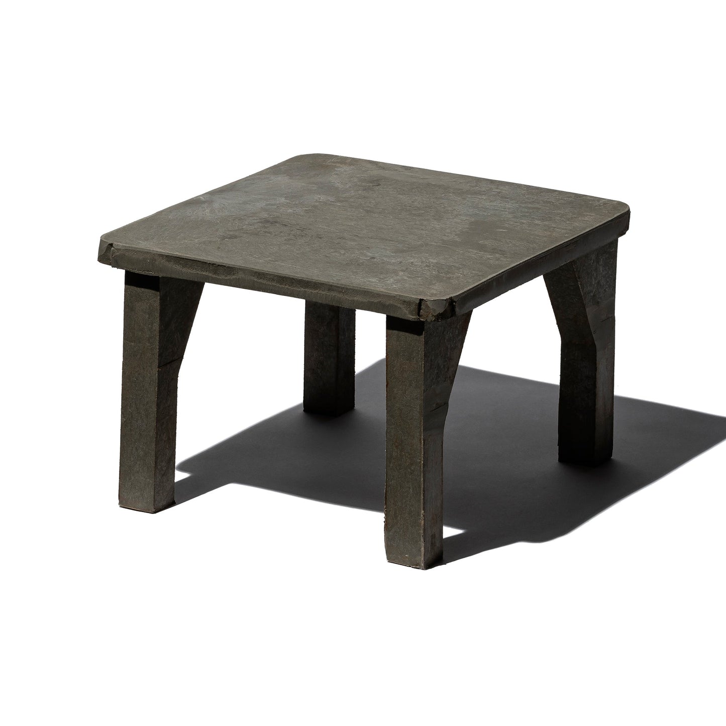 PUEBCO｜RECYCLED PLASTIC STEP STOOL High / 再生塑膠腳凳 / 高