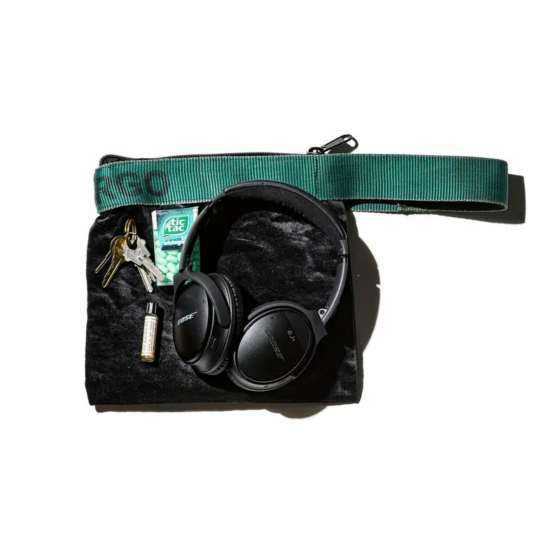 PUEBCO｜VINTAGE SLING BELT POUCH Black x Green / 絨布收納包 黑 x 綠提把