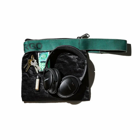 PUEBCO｜VINTAGE SLING BELT POUCH Black x Green / 絨布收納包 黑 x 綠提把